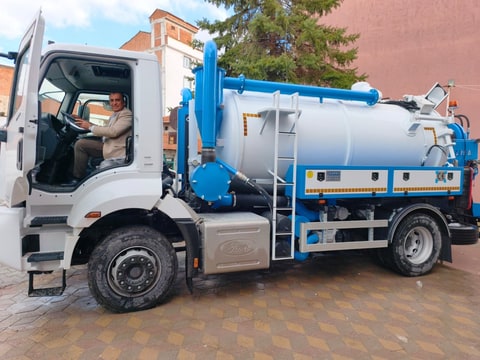 Kombine Vidanjör Aracı Hizmette