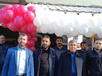 İlçemizde, Lokman Dönmez kardeşimizin, Toprak&Su Butik Cafe açılışına katılım sağladık.