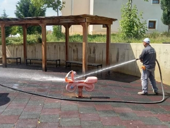 Çocuk Oyun Parklarımızda Bakım,Onarım ve Temizlik...