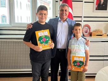 Kaymakamımızın Kıymetli Yeğenleri, İbrahim ve Zeynettin'den Belediyemize Ziyaret...