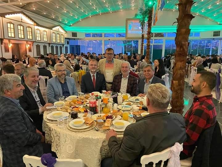 Ak Parti Geleneksel iftar programına katılım sağladık. Allah kabul etsin inşallah.