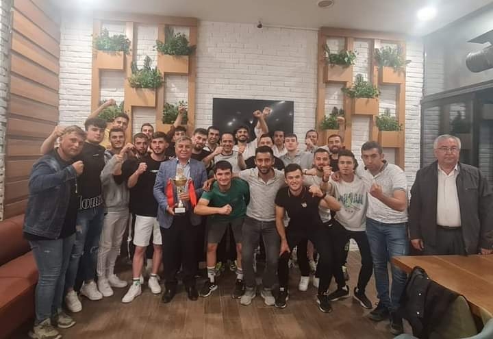 Gençlerimizin Yanındayız  Her Şey ALTINTAŞ için::*::