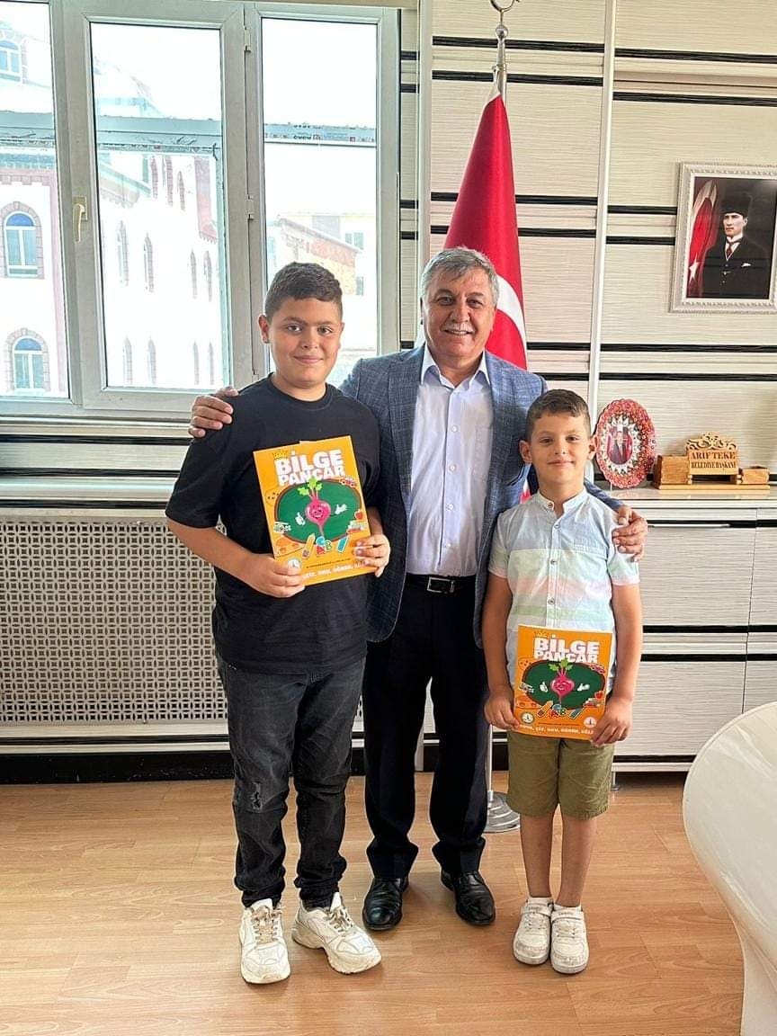 Kaymakamımızın Kıymetli Yeğenleri, İbrahim ve Zeynettin'den Belediyemize Ziyaret...