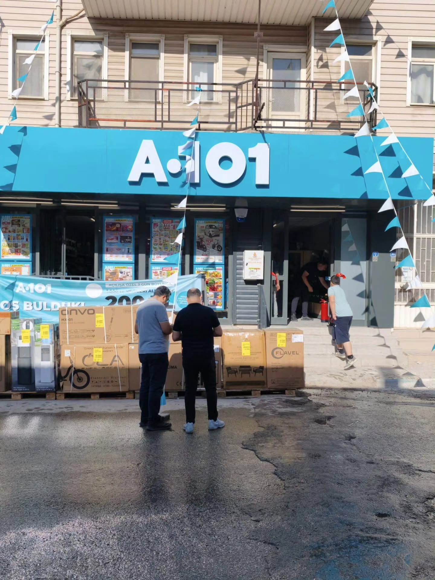 A101 Altıntaş Şubesi Törenle Hizmete Açıldı