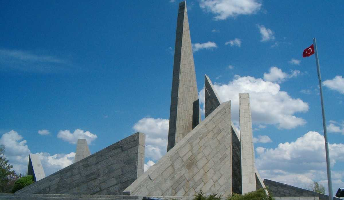Zafertepe Anıtı